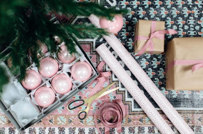 Christmas Gift Wrapping